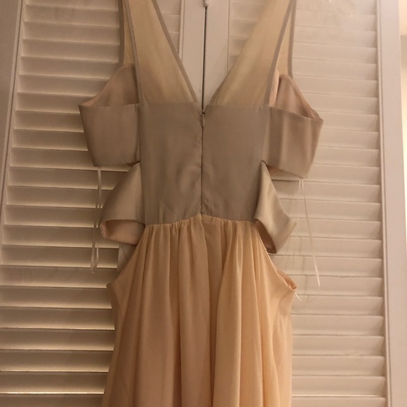 Revolve Dress - Picture 4 of 4